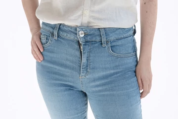 Liu Jo rövid szárú női farmer nadrág - W26/L28 