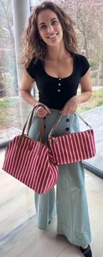 Guess piros csíkos shopper táska szett  (Bolti ára: 66.000 Ft)