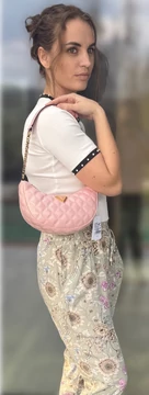 Guess rózsaszín steppelt női táska - láncos pánttal