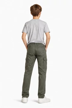 Pepe Jeans fiú nadrág - 146 - Bolti ár: ( 28.800 Ft)