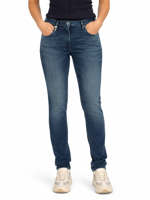 Guess Modern Skinny Farmer