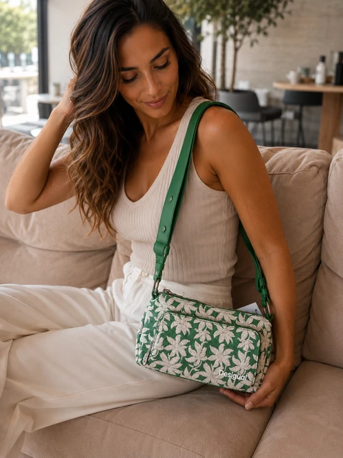 Desigual zöld-fehér mintás crossbody táska