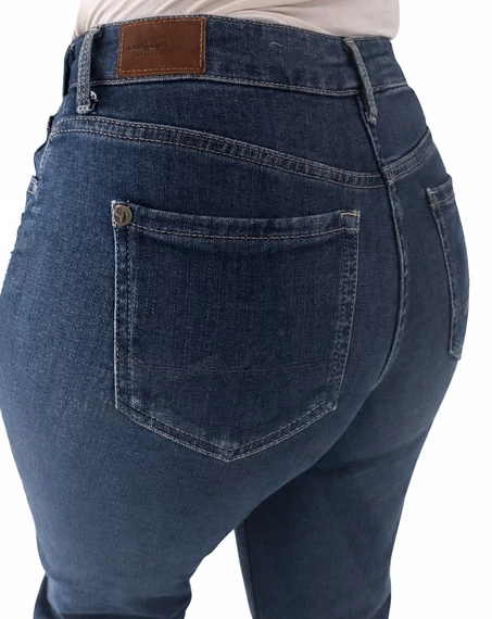 Pepe Jeans egyenes szárú női farmer W:25, L:30 (Bolti ár:39.990 Ft)