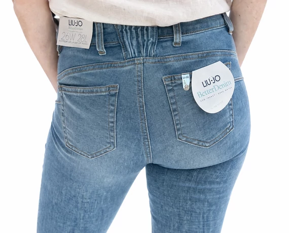 Liu Jo rövid szárú női farmer nadrág - W26/L28 