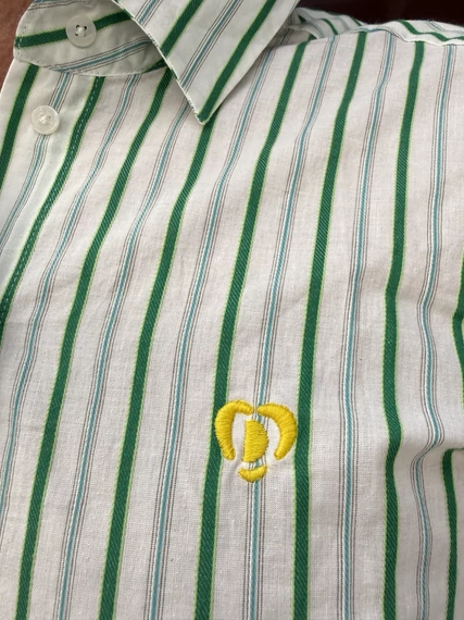 Desigual férfi csíkos ing L/XL - zöld-fehér, hosszított fazon (Bolti ár: 52.000 Ft)