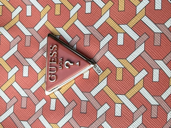 Guess 2 az 1-ben mintás női szett - korall színben