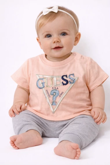Guess baba póló - 3/6 M - ( Bolti ár: 8.800 Ft)