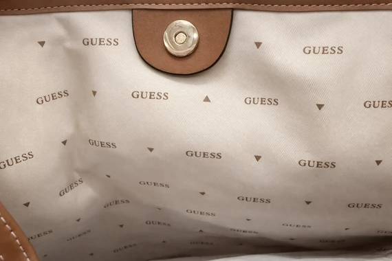 Guess piros csíkos shopper táska szett  (Bolti ára: 66.000 Ft)