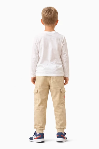 Guess kisfiú szett (Bolti ár 22.000 Ft)