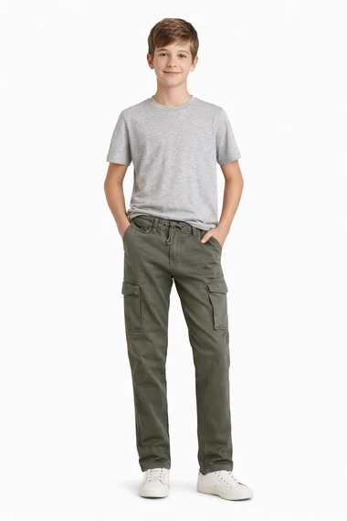 Pepe Jeans fiú nadrág - 146 - Bolti ár: ( 28.800 Ft)