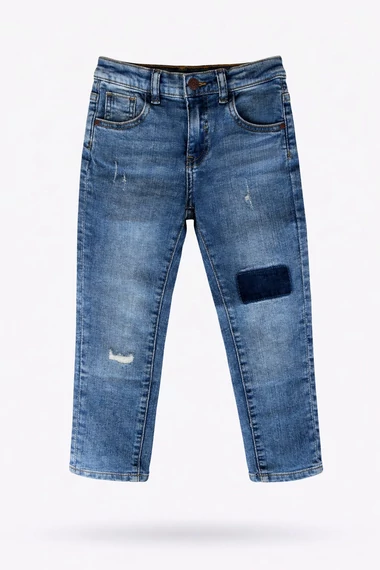 Guess kisfiú farmernadrág - 5y - ( Bolti ár: 22.900 Ft)